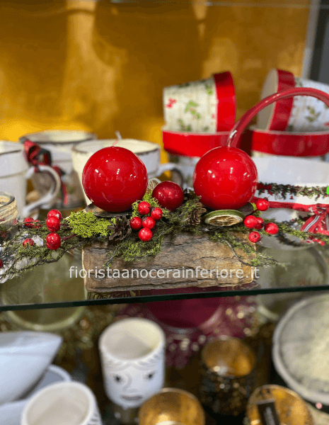 composizione natalizia fiori finti