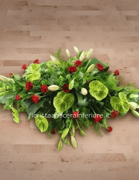 cuscino funebre in anturium e rose