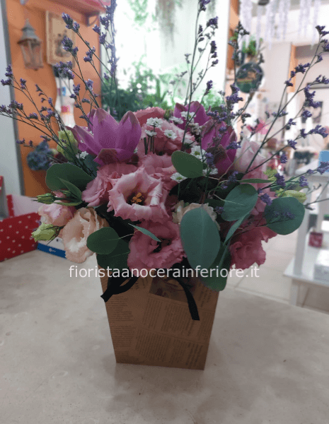 borsetta stile giornale