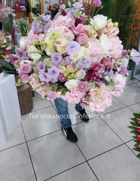 Maxi bouquet sui toni pastello